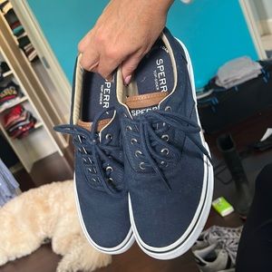 mens sperrys